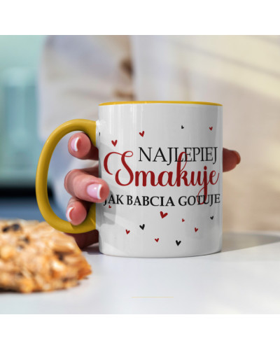 Kubek dla babci prezent  na dzień babci "Najlepiej smakuje jak babcia ugotuje" śmieszny kubek upominek