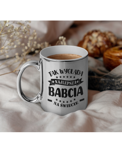 Kubek dla babci prezent  na dzień babci "Tak wygląda najlepsza babcia na świecie" śmieszny kubek upominek