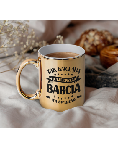 Kubek dla babci prezent  na dzień babci "Tak wygląda najlepsza babcia na świecie" śmieszny kubek upominek